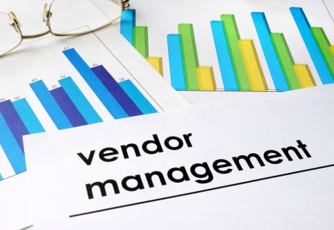 Vendor Selection and Lease Structuring